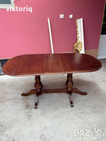 трапезна маса 