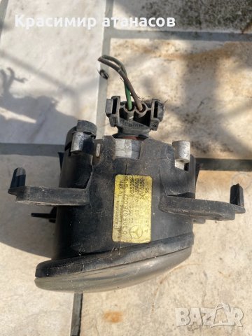 Халоген За Мерцедес ц-класа W204.десен , снимка 3 - Части - 34156775