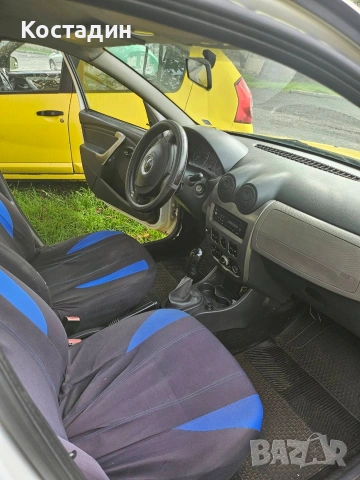 Dacia Sandero 1.2 гас/бензин 2011г, снимка 10 - Автомобили и джипове - 53484532