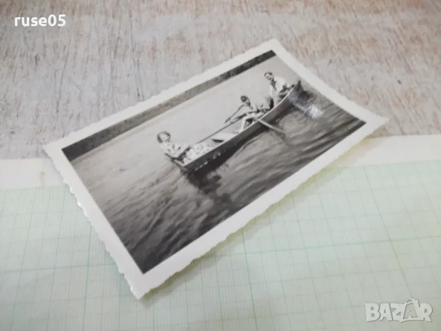 Снимка стара на семейство с лодка в Америка, снимка 3 - Колекции - 48071846