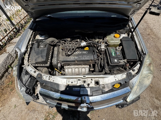 Opel Astra h 1.6 116коня на части, снимка 6 - Автомобили и джипове - 52519766