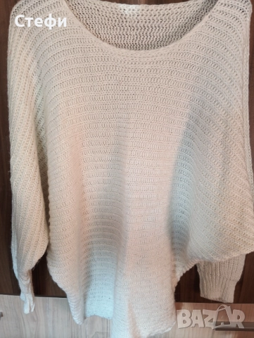 Дамски пуловер свободен модел