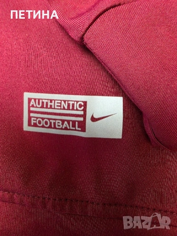 Nike , снимка 2 - Спортни дрехи, екипи - 52095606