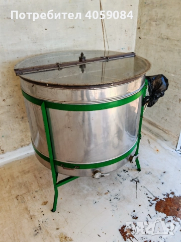 Центрофуга за вадене на мед, 24 рамки, снимка 2 - Други машини и части - 51646612