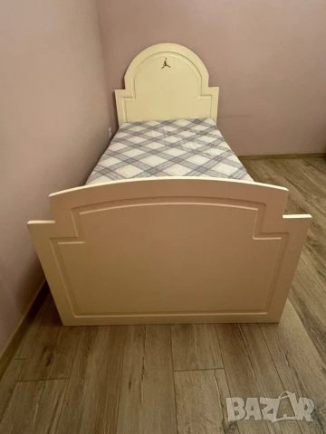 ТОП обзавеждане за стая, снимка 6 - Спални и легла - 50998026