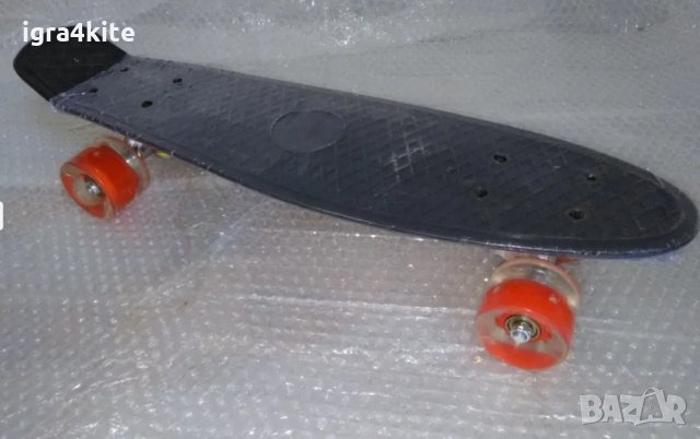 Черен светещ пениборд много модели скейтборд skateboard pennyboard, снимка 2 - Скейтборд, ховърборд, уейвборд - 35773988