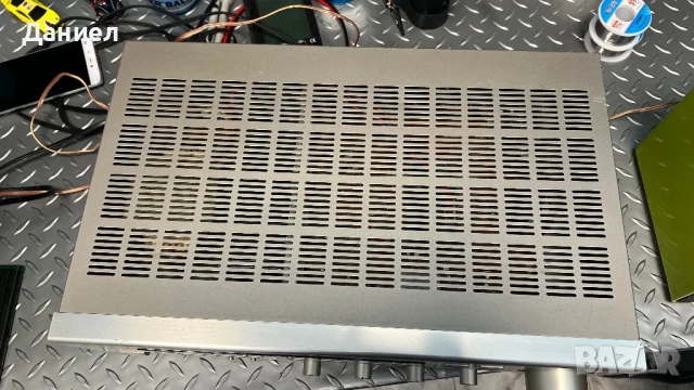 Усилвател Denon DRA 585 RD, снимка 3 - Ресийвъри, усилватели, смесителни пултове - 51422544