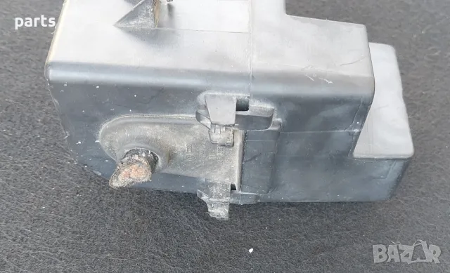 Бушонна Кутия и Релета VW Голф 4 N:166 (2)
- Ауди
- 1J0941391A, снимка 4 - Части - 49982399