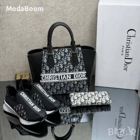 Christian Dior дамски комплекти Различни , снимка 4 - Маратонки - 48932148