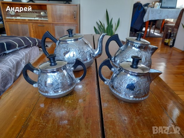 Стар чайник,чайници, снимка 1 - Антикварни и старинни предмети - 40852702