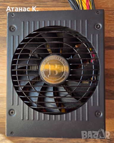 Захранване: 1650W 80 Plus Gold - Със Забележка (нагорял конектор), снимка 4 - Захранвания и кутии - 52527308