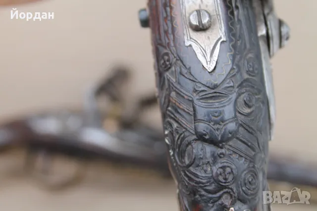 Чифт кремъчни пистолети със сребърен обков и набивка, снимка 7 - Колекции - 49496955