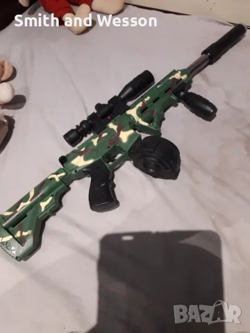 Airsoft Спрингов автомат с топчета.6мм калибър 