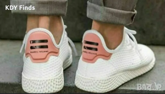 Adidas Pharell Wiliams tenis hu 45номер, снимка 2 - Маратонки - 56164944