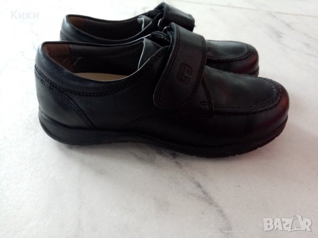 Официални черни обувки Chicco, снимка 4 - Детски обувки - 35902234