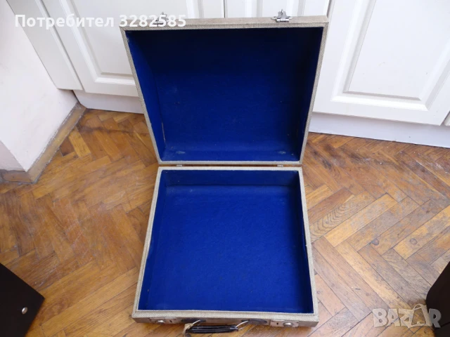 Куфар за акордеон за 60 или 80 баса, снимка 1