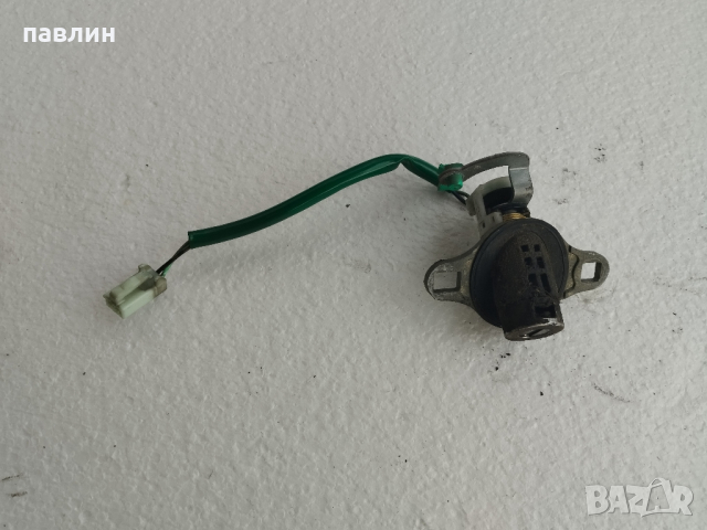 mazda premacy ключалка багажник 