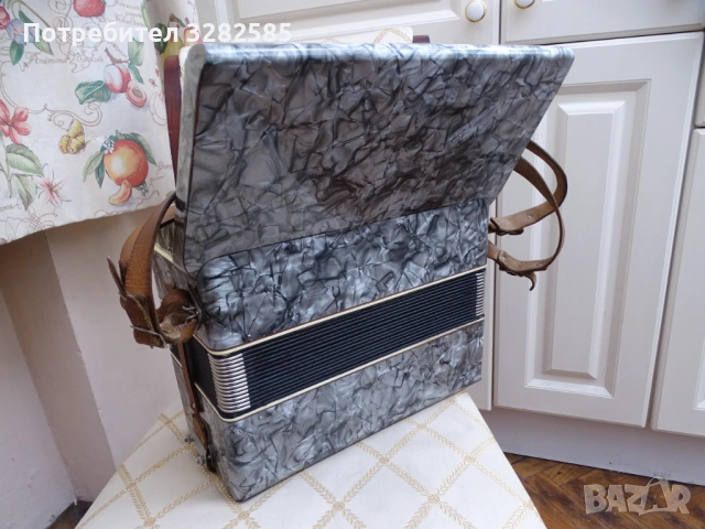 Акордеон Велтмайстер 40 баса, снимка 6 - Акордеони - 53854884