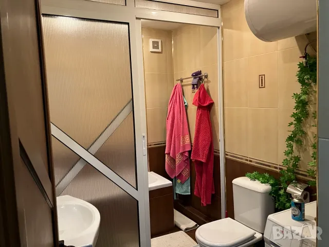 Продавам обзаведен тристаен апартамент, снимка 11 - Апартаменти - 48956628