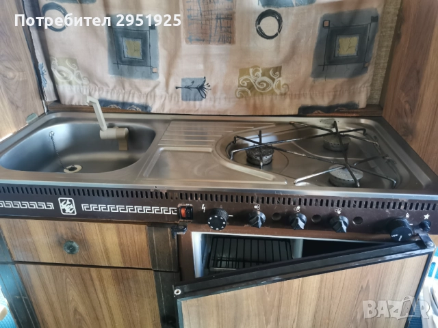 Каравана  Knaus, снимка 12 - Каравани и кемпери - 51851733