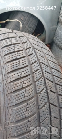 Зимна гума  Barum 215/55/17, снимка 3 - Гуми и джанти - 52010194