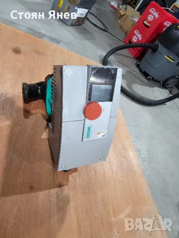 Циркулационна помпа Wilo Stratos 25/1-10, снимка 2 - Други машини и части - 48453282