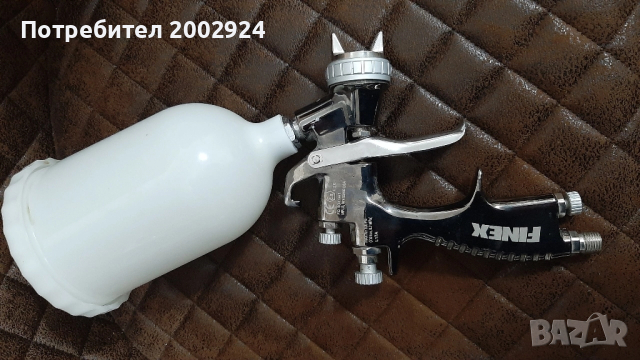 Продавам пистолет за боядисване с компресор