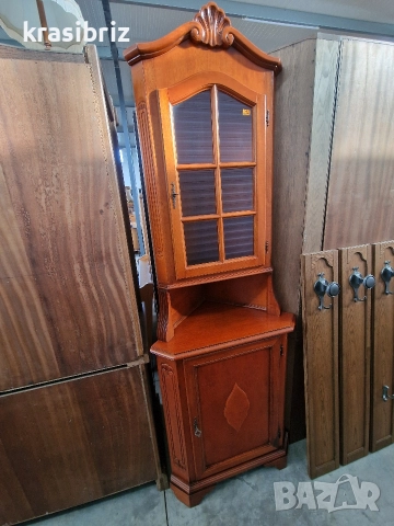 Масивна Ъглова Витрина- внос от Германия! 