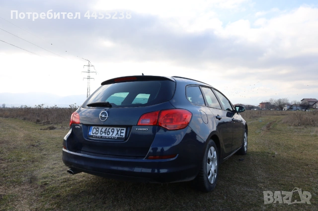 Opel Astra 1.4 Turbo, снимка 3 - Автомобили и джипове - 53142316