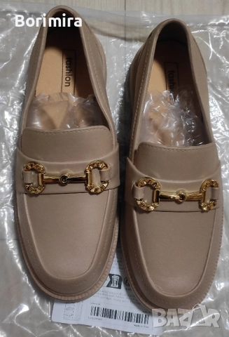 Нови обувки номер 37 и 5