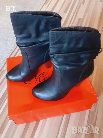 Продавам - Дамски черни боти с ток - 35 номер, снимка 2 - Дамски боти - 48082768