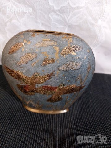 Месингова вазичка