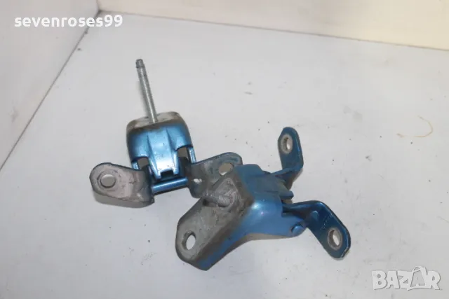 Панта врата лява горна долна Форд Фиеста 6 2011 1.4tdci 68hp Ford Fiesta 6 2/3врати, снимка 4 - Части - 48306926