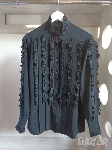 Дамска риза Escada коприна, снимка 2 - Ризи - 56403745