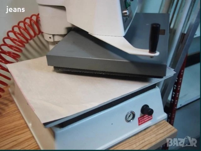 Пневматична автоматична термо преса, снимка 4 - Други машини и части - 51003166