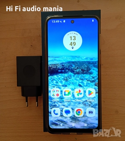Продавам смартфон Motorola g13