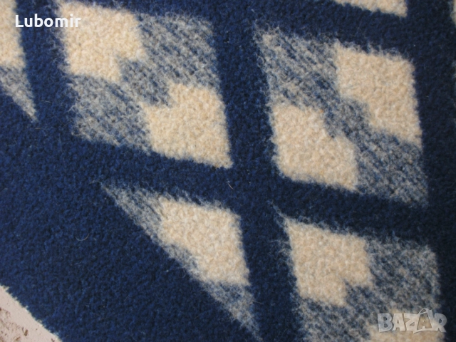 Одеяла 2 броя - вълнени , меки !, снимка 2 - Олекотени завивки и одеяла - 51718049