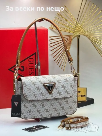 Michael Kors Дамска Елегантна Чанта С Капак Монограм И Златисти Детайли-Различни Цветове Код SEM-692, снимка 7 - Чанти - 55970021