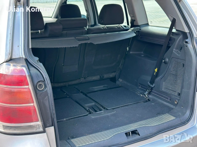 Opel Zafira ТОП състояние * 1, 9cdti* cruise* 7 места* бартер, снимка 11 - Автомобили и джипове - 53810015