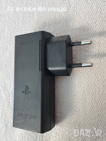 Оригинално зарядно Sony PSP-N104 , psp go 