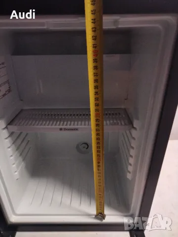 Амонячен хладилник тип мини бар. DOMETIC RH438D  с обем 30 литра. Ниска консумация на ток 65W Подход, снимка 5 - Хладилници - 48561834