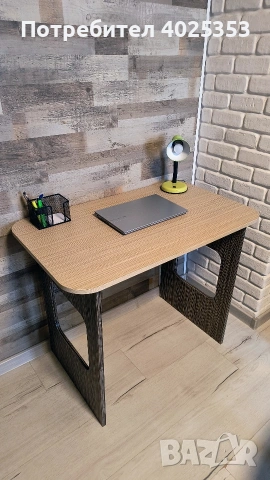 Продавам бюро