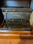 Антикварна пишеща машина от 1939 г. модел Underwood Master, снимка 3