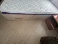Голямо двуместно легло с матрак и две шкафчета, снимка 2