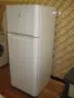 ХЛАДИЛНИК INDESIT TIAA 10 V.1 с горна камера, снимка 2