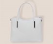 Голяма дамска чанта от естествена кожа в бял цвят, снимка 1 - Чанти - 34677014