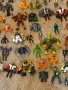 Продавам рядки фигурки на Бен 10, снимка 4