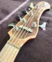 Бас китара Custom V, снимка 4