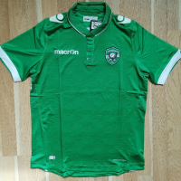 Тениска на Лудогорец MACRON S/M, снимка 1 - Спортни дрехи, екипи - 44529744