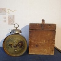 Стар  часовник будилник, снимка 5 - Антикварни и старинни предмети - 44259339